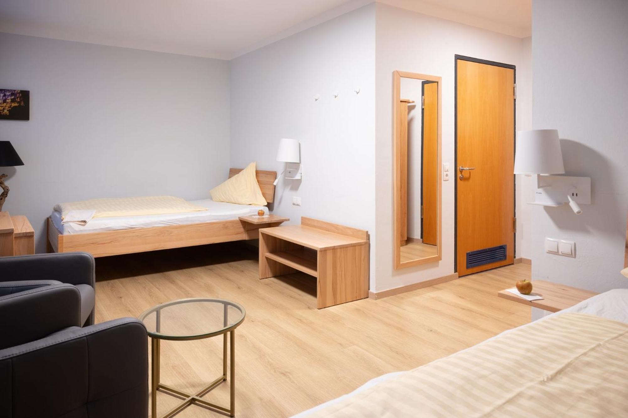 Hotel & Cafe Ritter Von Boehl 代德斯海姆 外观 照片