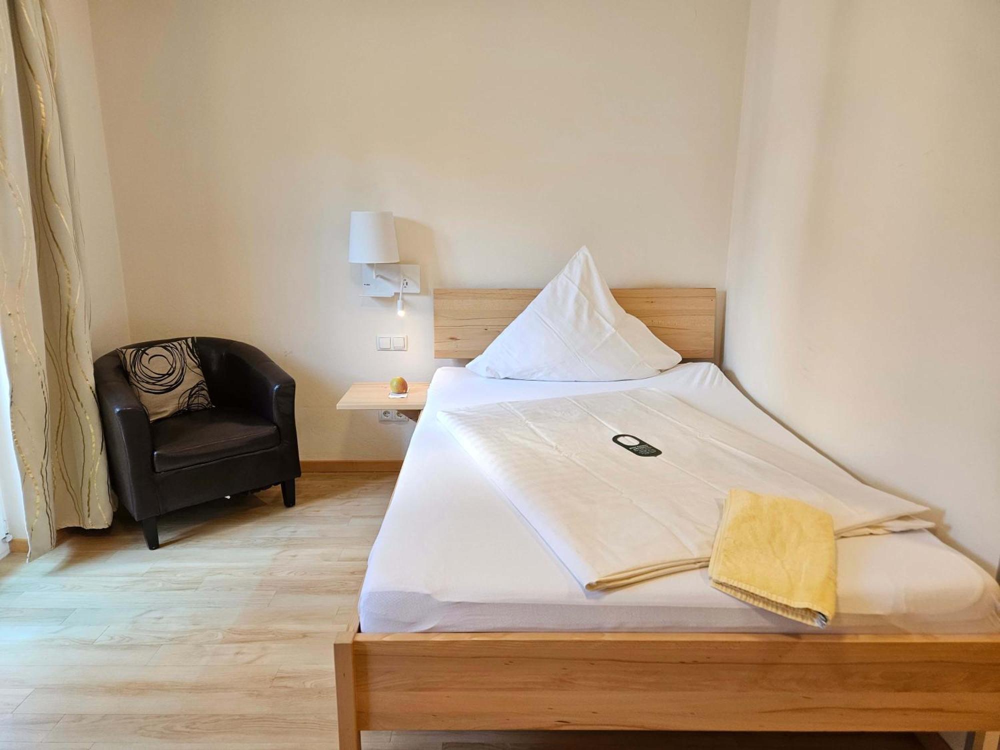 Hotel & Cafe Ritter Von Boehl 代德斯海姆 外观 照片