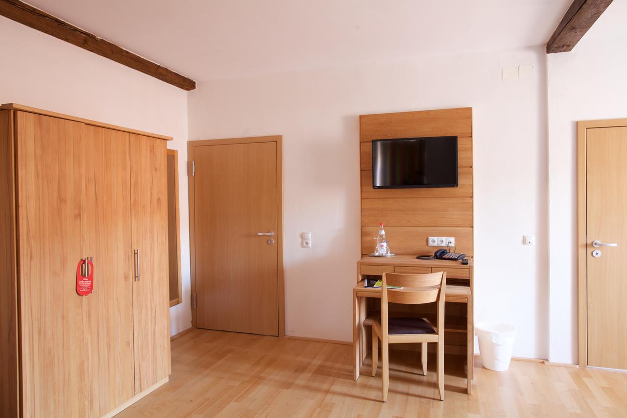 Hotel & Cafe Ritter Von Boehl 代德斯海姆 外观 照片