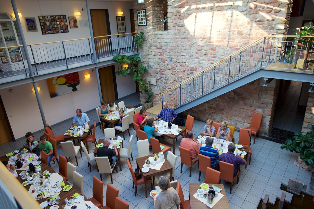 Hotel & Cafe Ritter Von Boehl 代德斯海姆 外观 照片